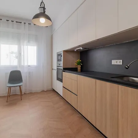 Apartment In The Center *