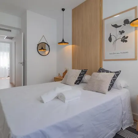 In The Center Apartment *